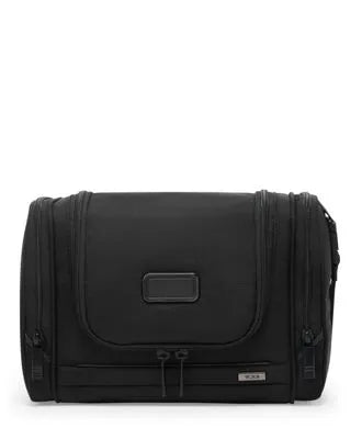 Hanging Travel Kit