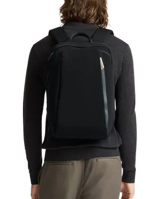 Medium Backpack 20L